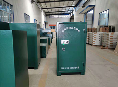 滨海炸药柜一般是什么材质的容易生锈吗？