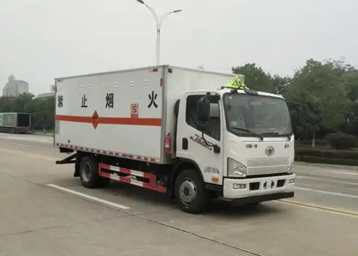 滨海爆破器材运输车可以上高速吗？